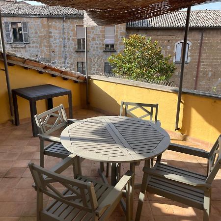 Appartamento Con Terrazzo Орвието Екстериор снимка